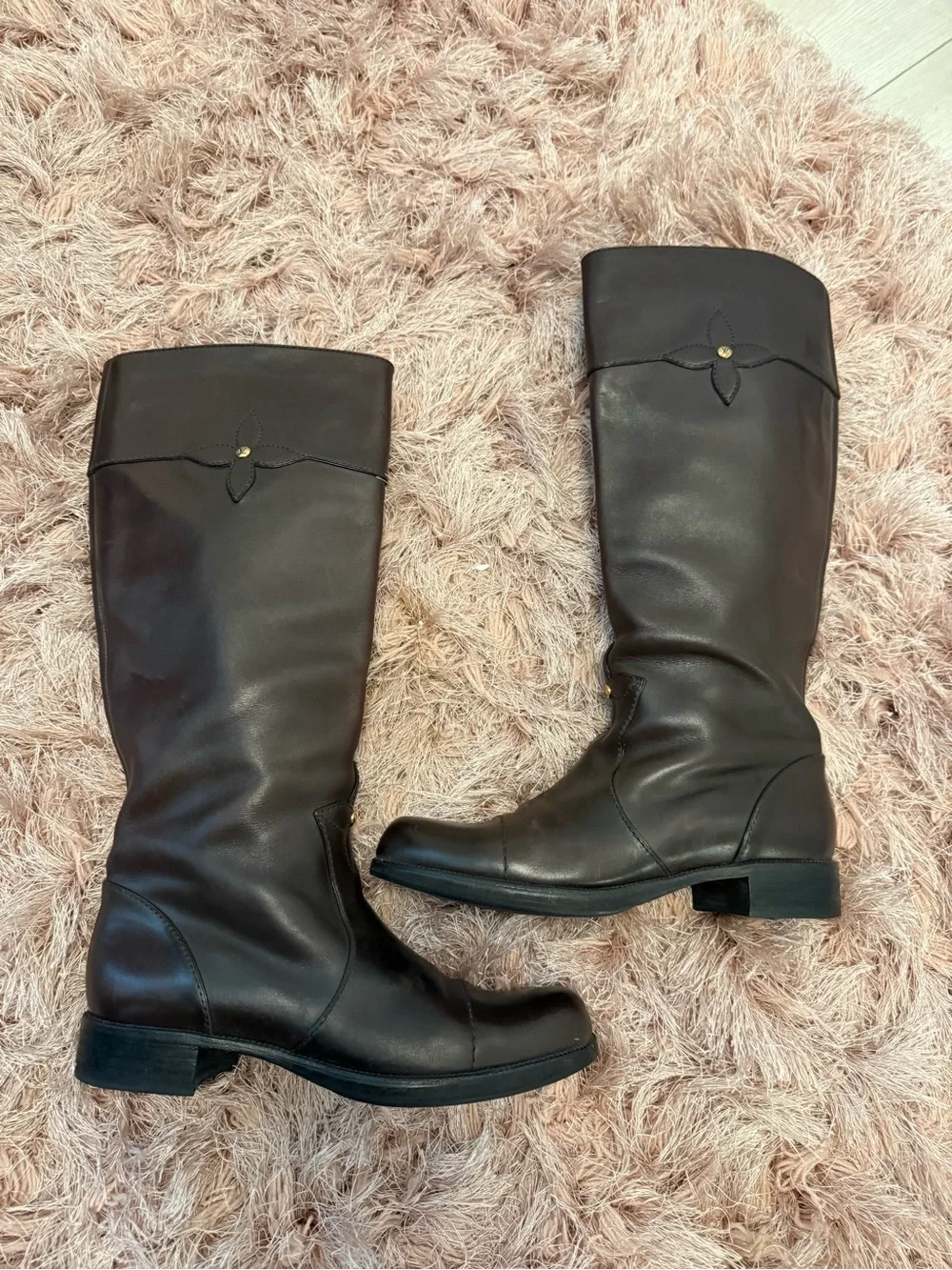 Louis Vuitton Classic Tall Brown calf Leather Boots 40